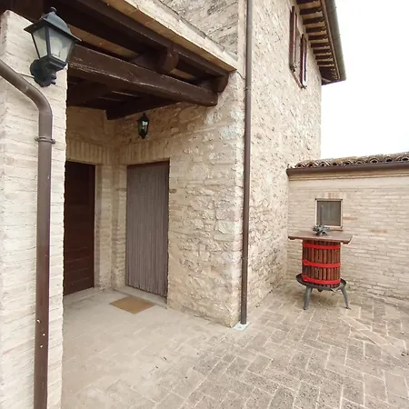 Pietra Rosa * Spello