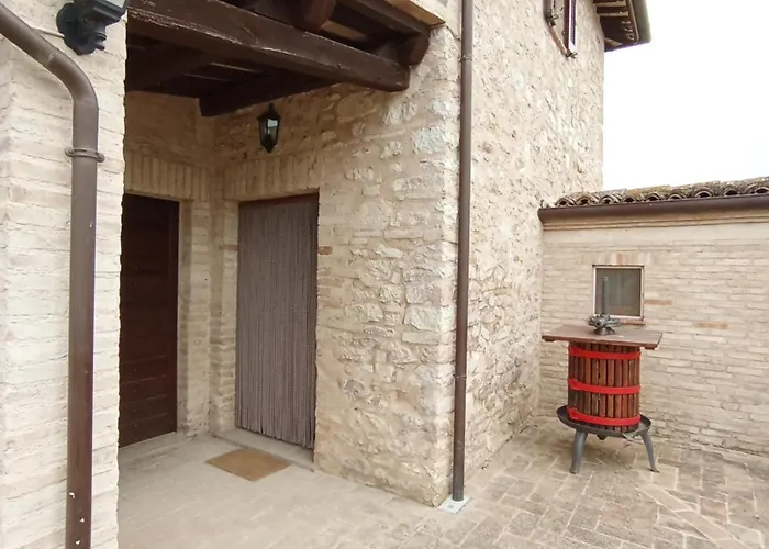 Pietra Rosa * Spello